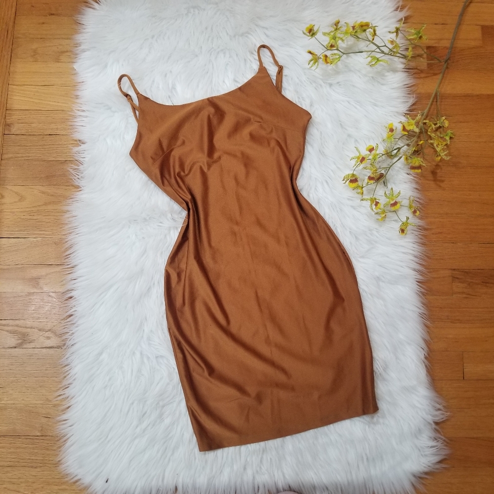 Iris Midi Dress Color Bronzed Gold Size L, New, Never worn, STretch Mate…!!!